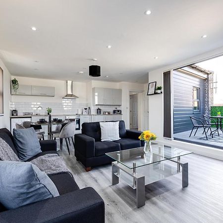 Top Floor Apartment With Private Balcony In Stockport Centre By Hass Haus Esterno foto