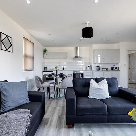 Top Floor Apartment With Private Balcony In Stockport Centre By Hass Haus Esterno foto