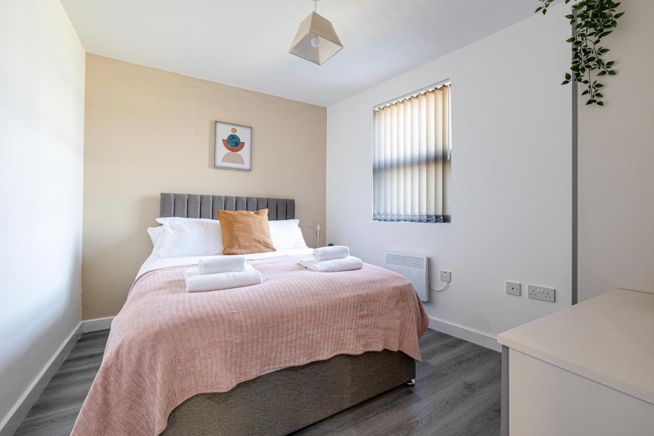 Top Floor Apartment With Private Balcony In Stockport Centre By Hass Haus Esterno foto