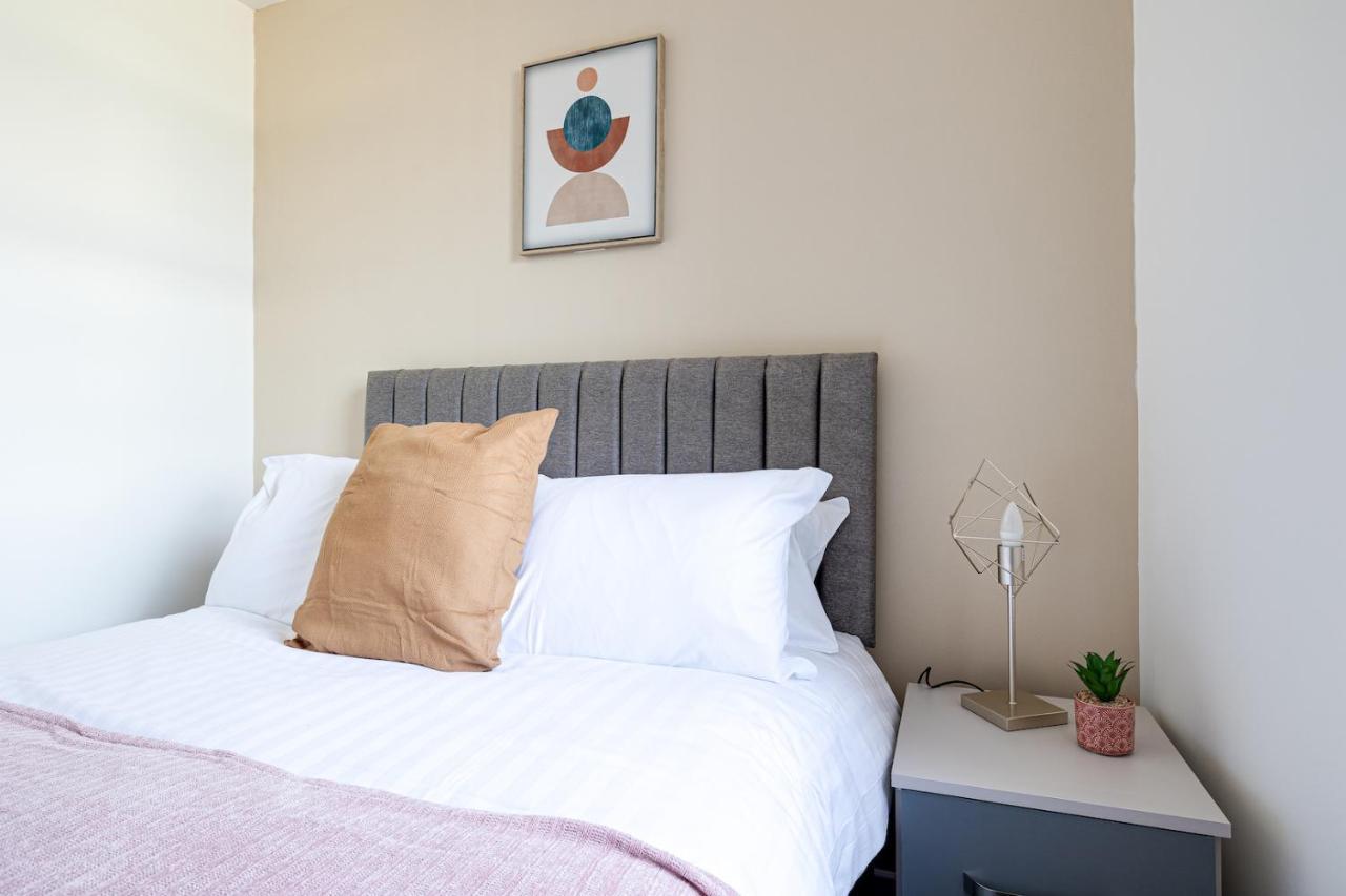 Top Floor Apartment With Private Balcony In Stockport Centre By Hass Haus Esterno foto