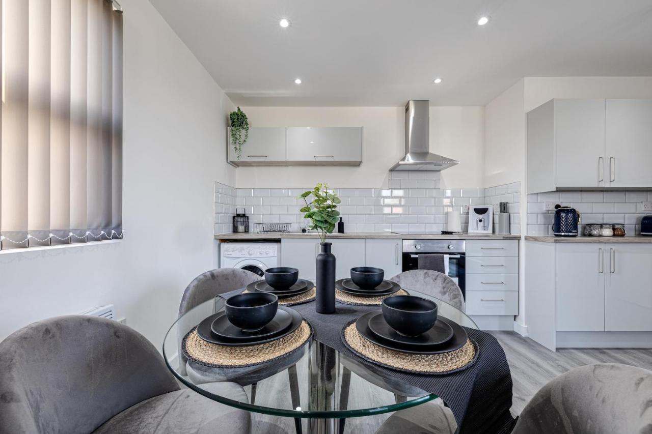 Top Floor Apartment With Private Balcony In Stockport Centre By Hass Haus Esterno foto
