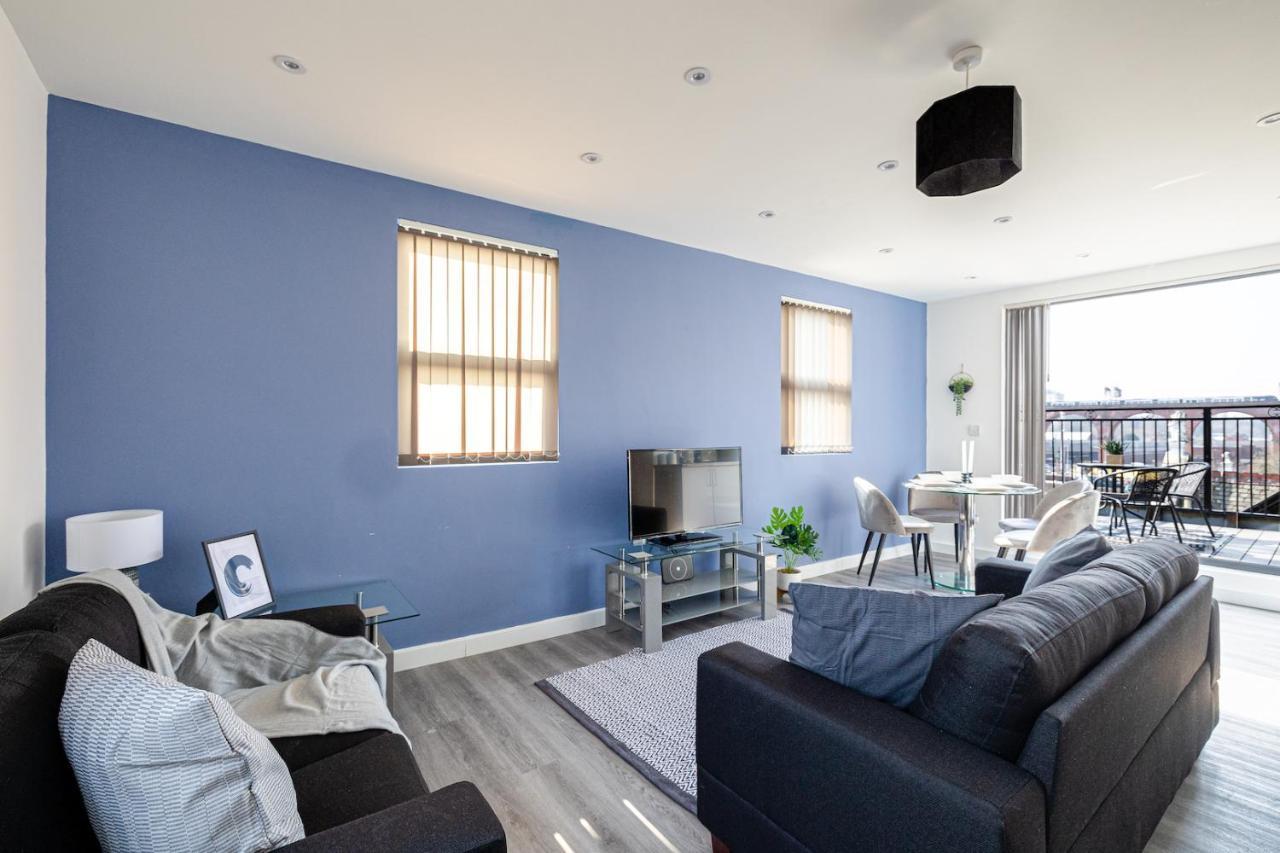 Top Floor Apartment With Private Balcony In Stockport Centre By Hass Haus Esterno foto